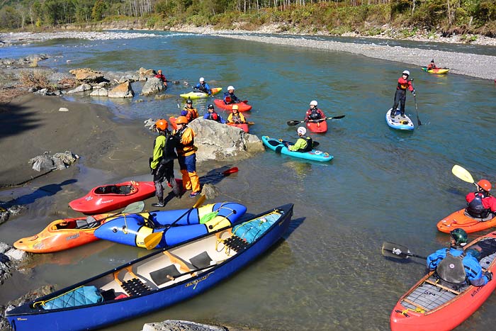 沙流川アッパーのダウンリバー