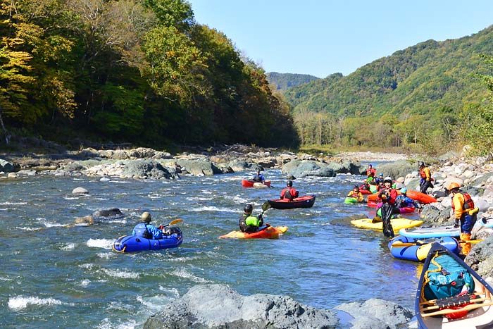 沙流川アッパーのダウンリバー