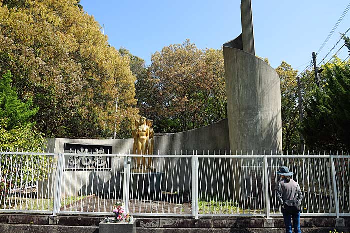 上椎葉ダム女神像