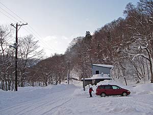 駐車場に一番乗り